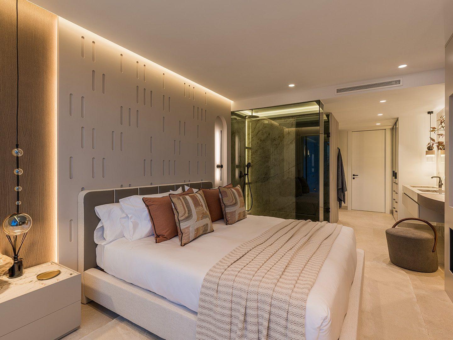Renovated Ground Floor Beach Apartment with Sea Views, Estepona, photograph 10