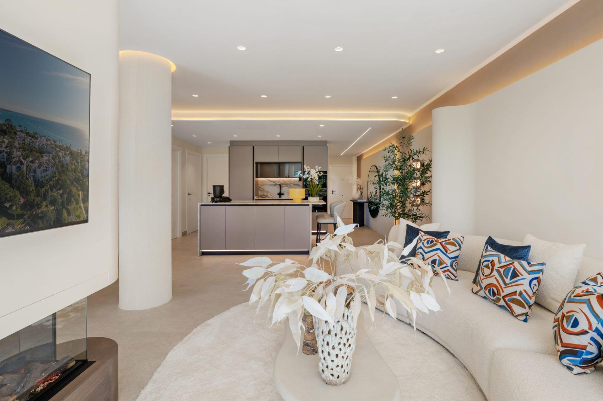 Renovated Beachside Ground Floor Apartment with Garden, New Golden Mile, photograph 7